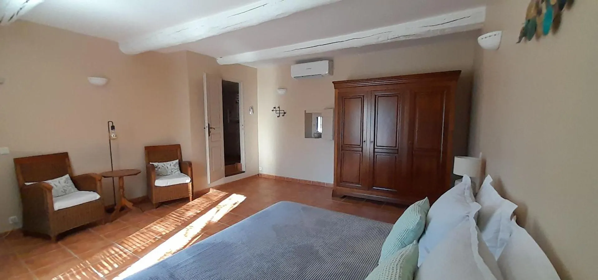 *** Guest house Le Mas Des Vergers Salon-de-Provence France